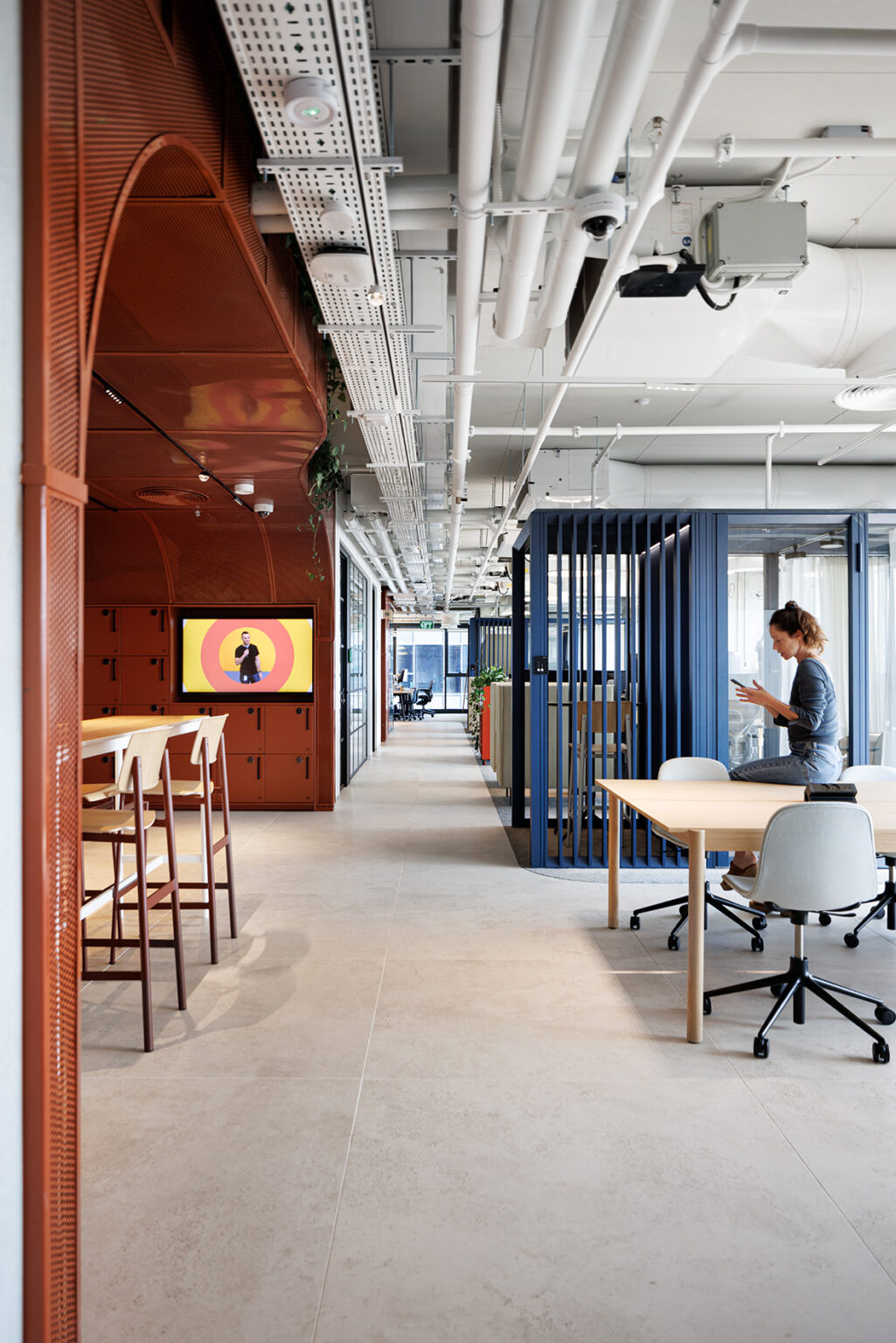 LinkedIn : GINDI STUDIO