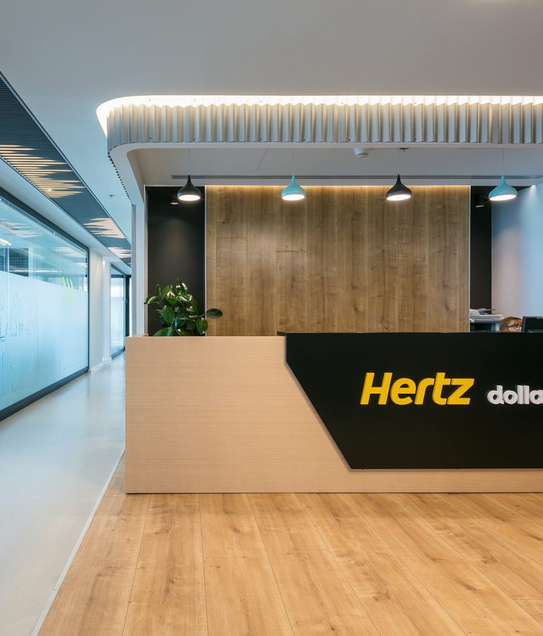 HERTZ (3) HERTZ (3)